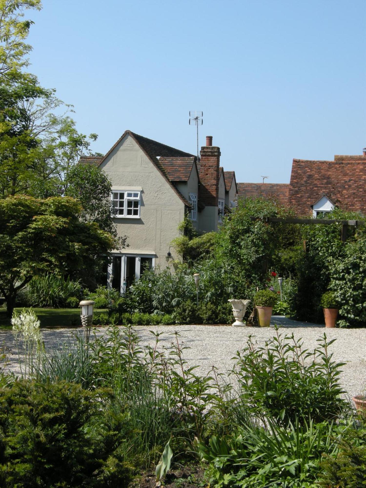 Motts Bed & Breakfast Great Dunmow Dış mekan fotoğraf