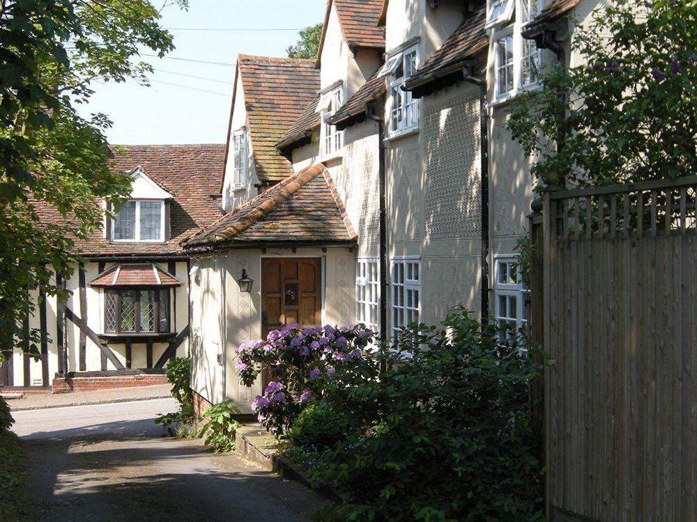 Motts Bed & Breakfast Great Dunmow Dış mekan fotoğraf