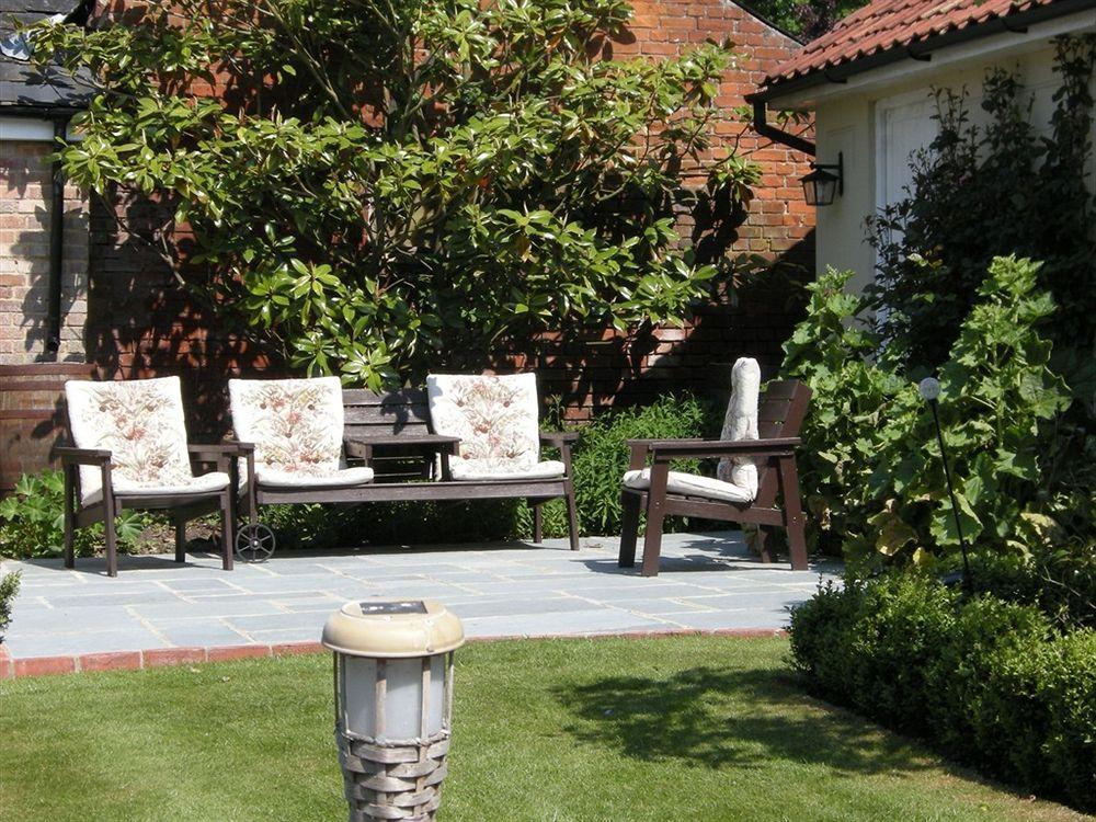 Motts Bed & Breakfast Great Dunmow Dış mekan fotoğraf
